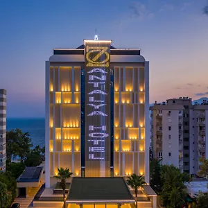 Hotel Oz & Adult Only 16 *****